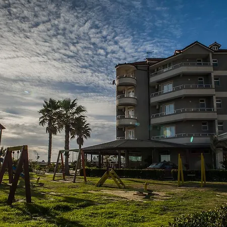 Hotel Vila Verde Beach Hotel