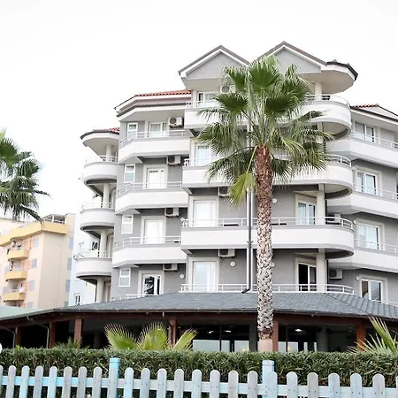 Hotel Vila Verde Beach Hotel 4*