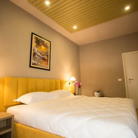 Vila Verde Beach Hotel 4* Durres