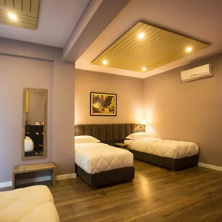 Hotel Vila Verde Beach Hotel 4*