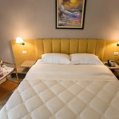 Vila Verde Beach Hotel